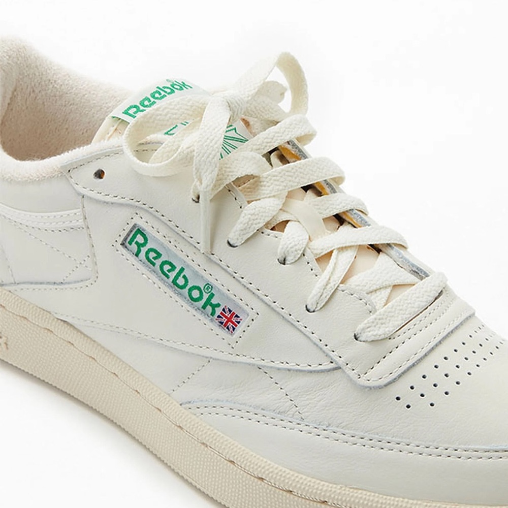Women’s Reebok Off White Club C 85 Vintage Shoes Size 8.5 💚Everything must go 🚚 - Picture 2 of 6